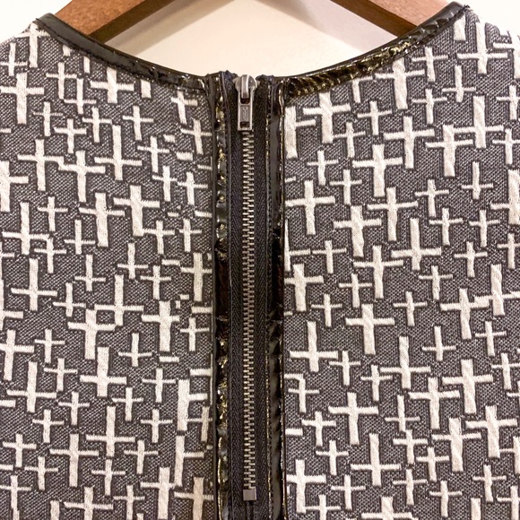 TopShop Cross Printed Stretchy Dress - Picture 7 of 8